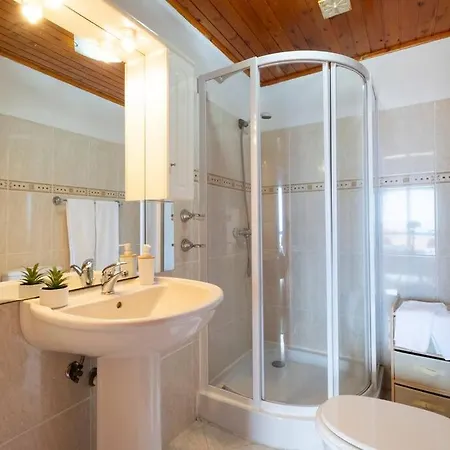 Apartament Alegria's By Galmi Calheta (Madeira)