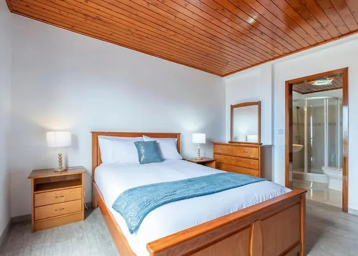 Alegria's By Galmi Calheta (Madeira)